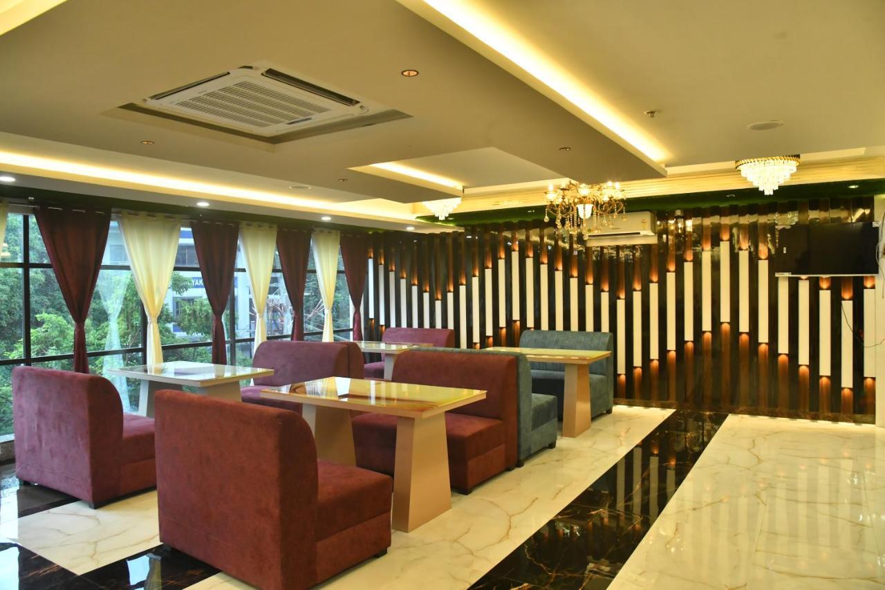 City Square Deoghar Esterno foto